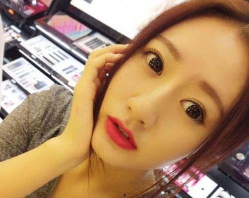 好多网红直播间吃瓜,瓜田李下，揭秘网红们的“吃瓜”生活